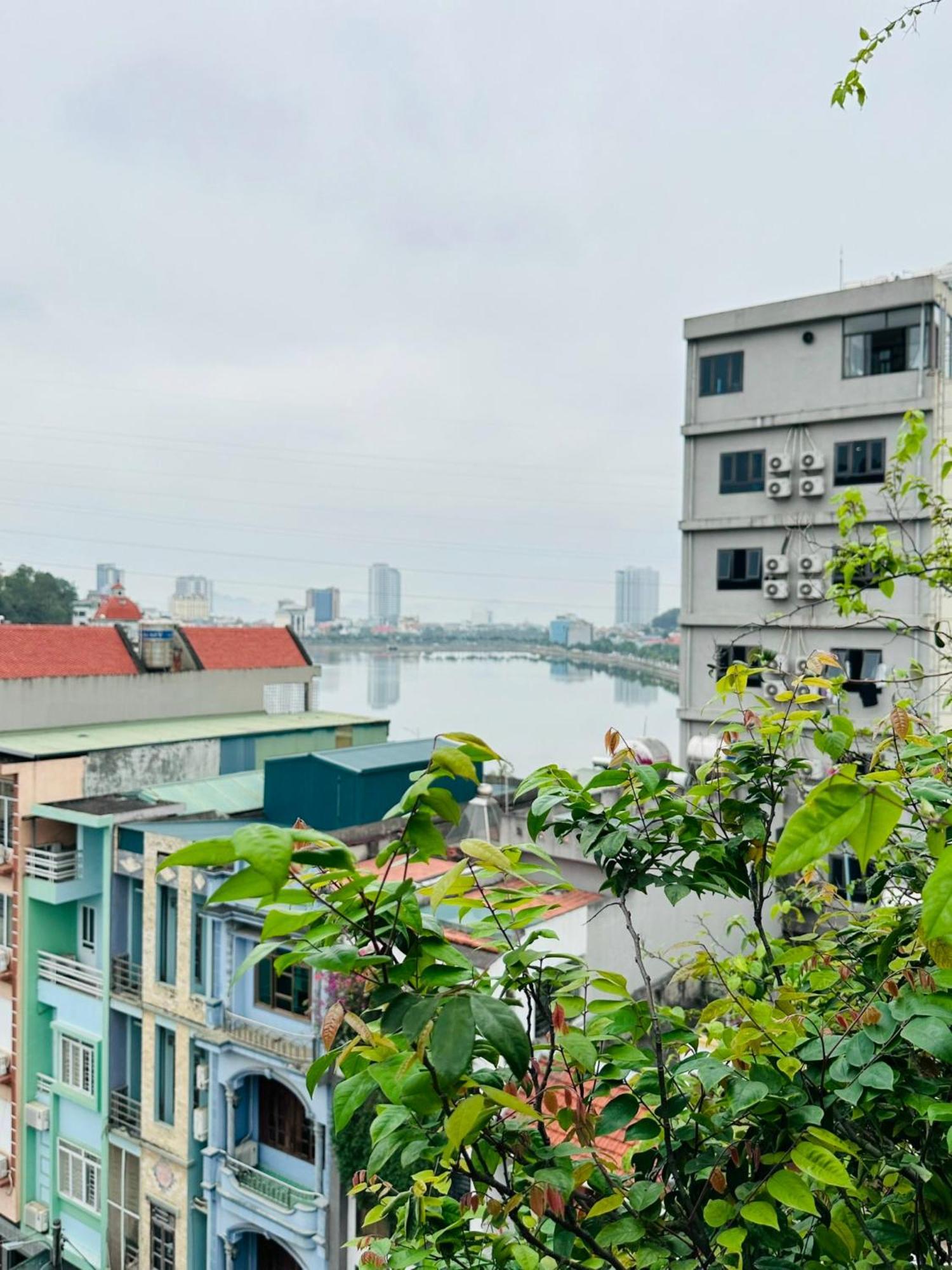 Nha Nghi Anh Dung Ha Long Exterior foto