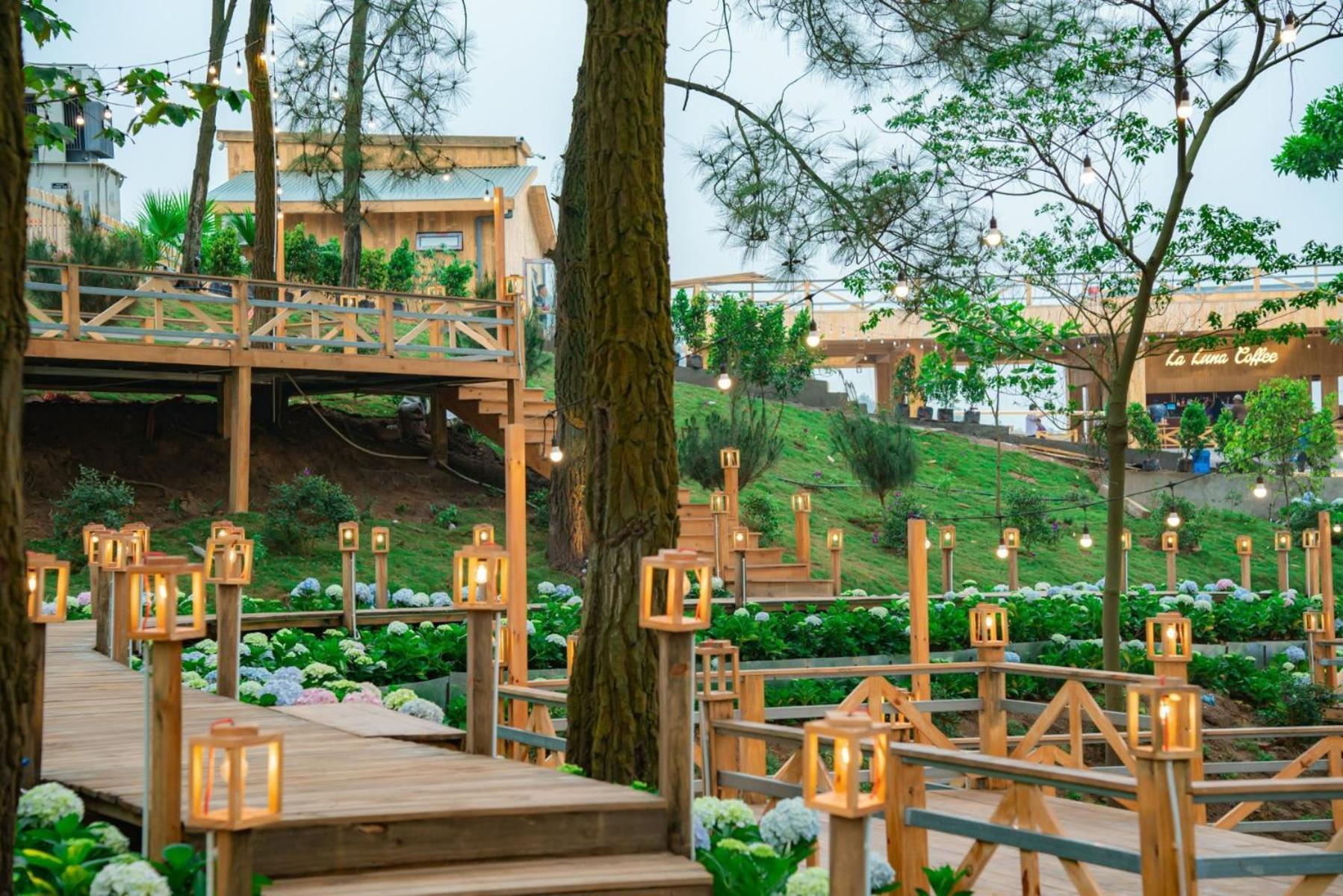 Nha Nghi Anh Dung Ha Long Exterior foto